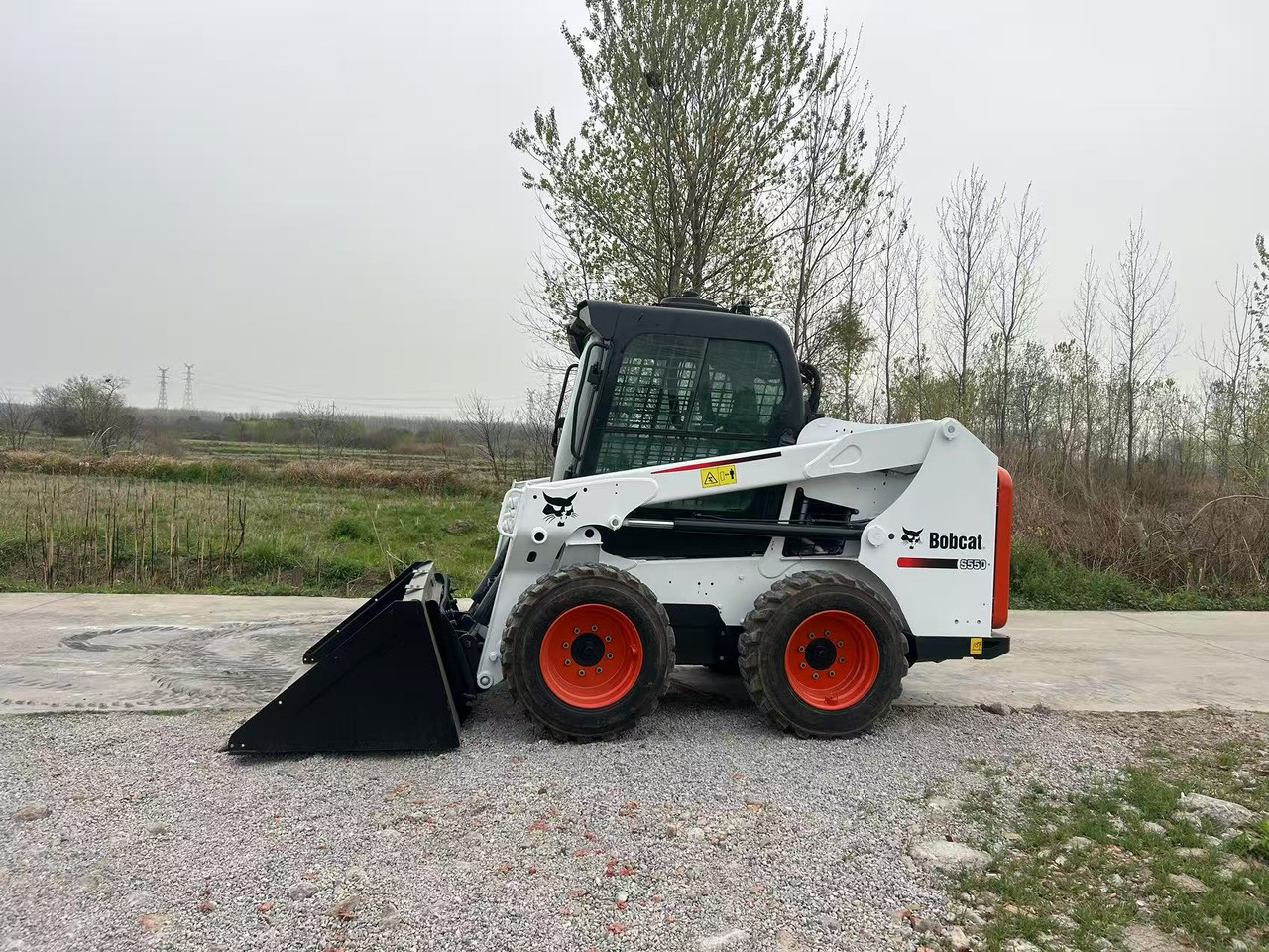 BOBCAT S550 - Mini chargeuse: photos 1 BOBCAT S550 - Mini chargeuse: photos 1