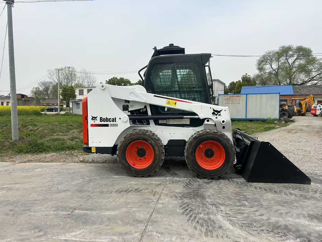 BOBCAT S550 - Mini chargeuse: photos 4 BOBCAT S550 - Mini chargeuse: photos 4