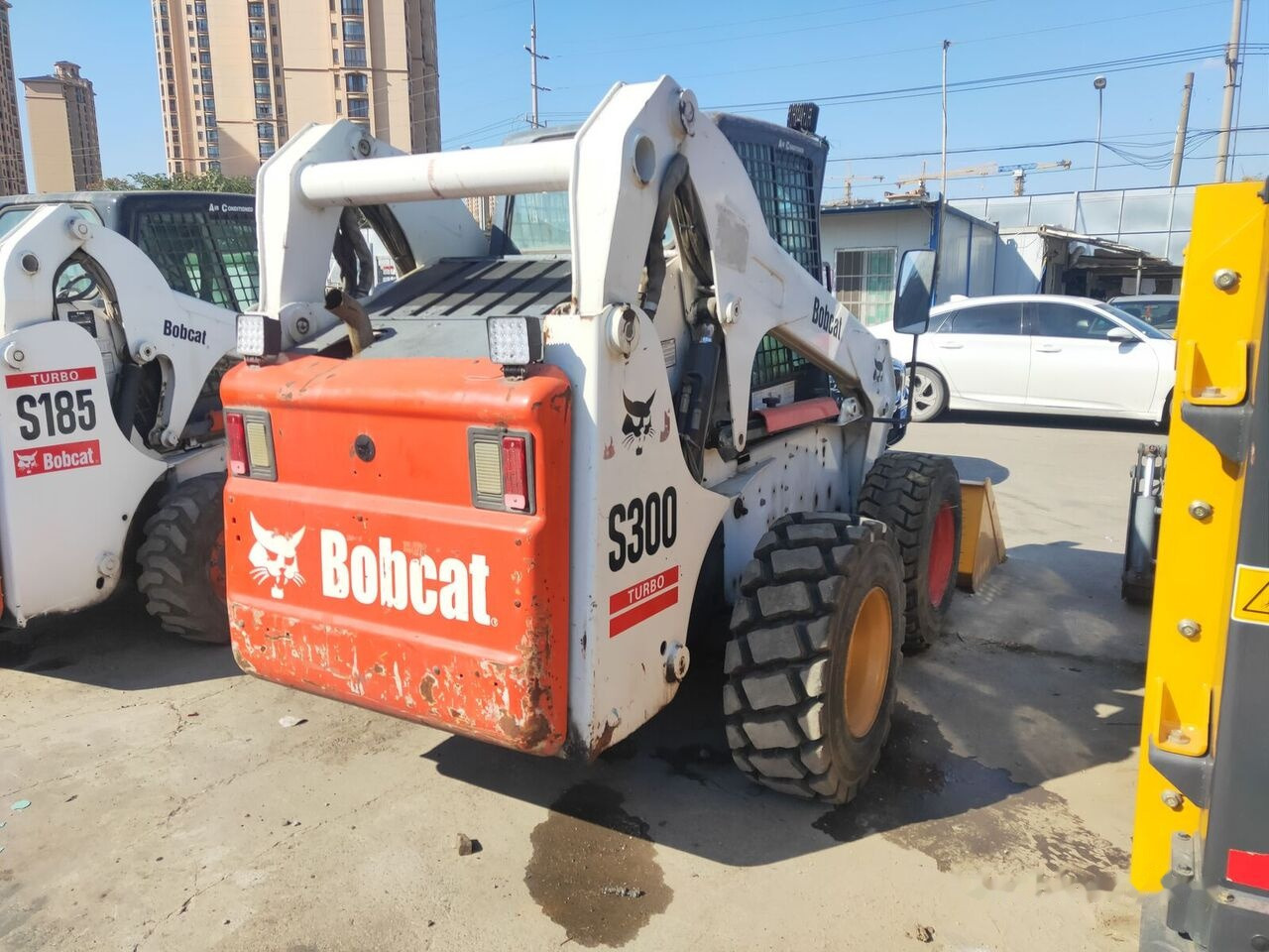 Bobcat S300 - Mini chargeuse: photos 3 Bobcat S300 - Mini chargeuse: photos 3