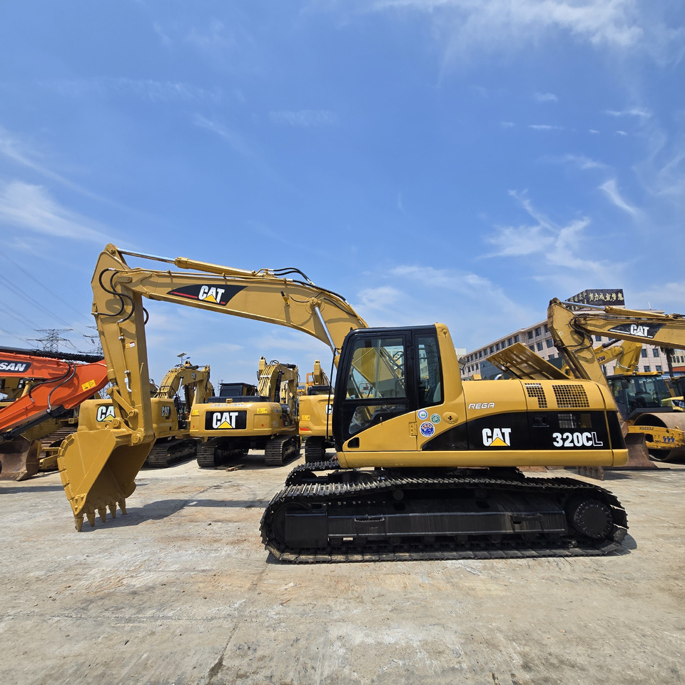 CAT 320C - Pelle sur chenille: photos 5 CAT 320C - Pelle sur chenille: photos 5