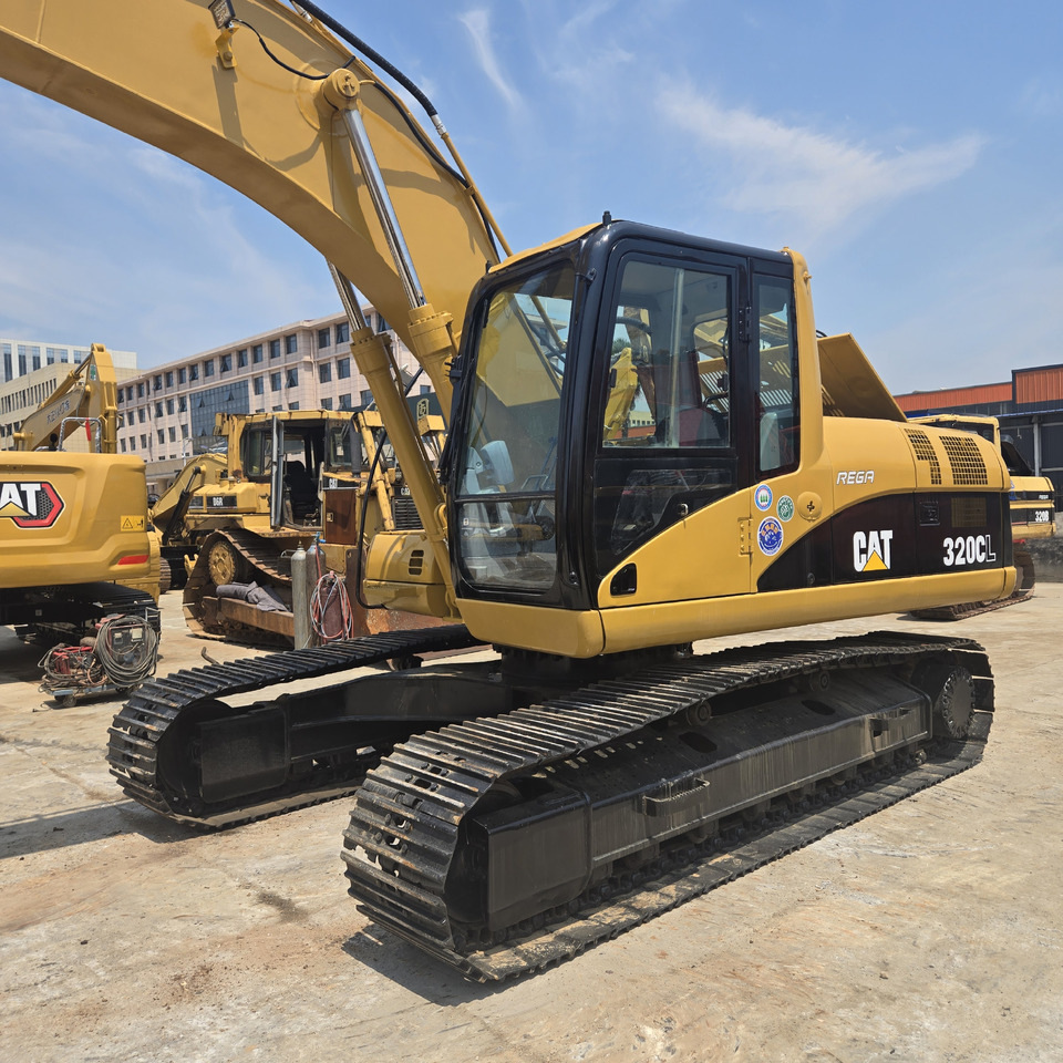 CAT 320C - Pelle sur chenille: photos 4 CAT 320C - Pelle sur chenille: photos 4