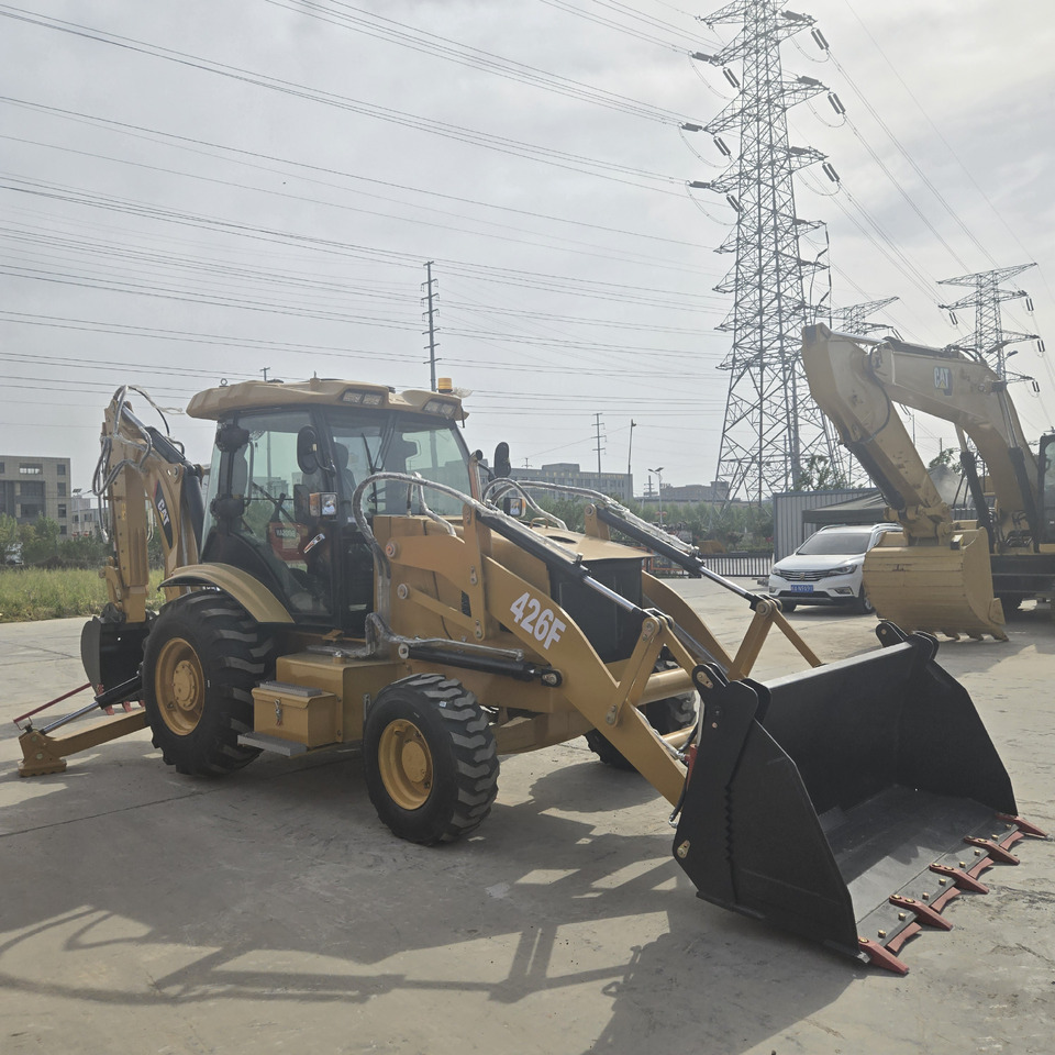 CAT 426F - Tractopelle: photos 5 CAT 426F - Tractopelle: photos 5