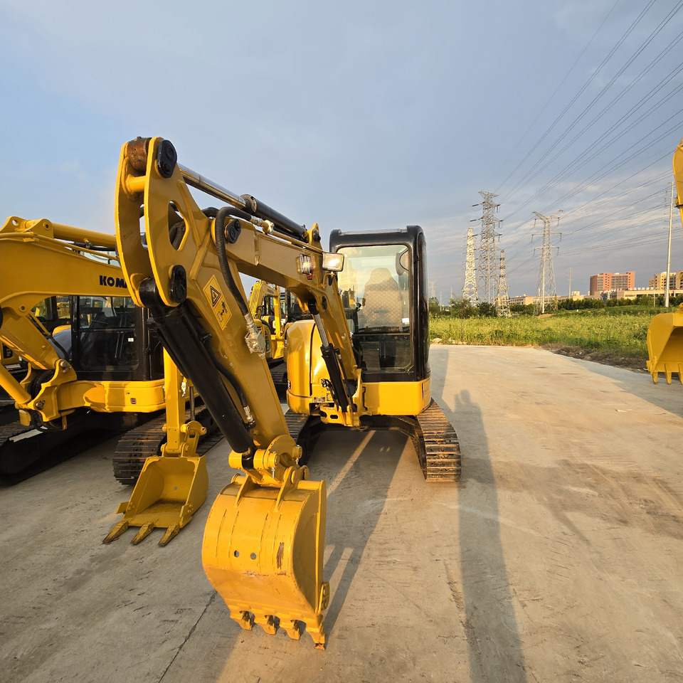 CATERPILLAR 303.5E2 - Mini pelle: photos 3 CATERPILLAR 303.5E2 - Mini pelle: photos 3