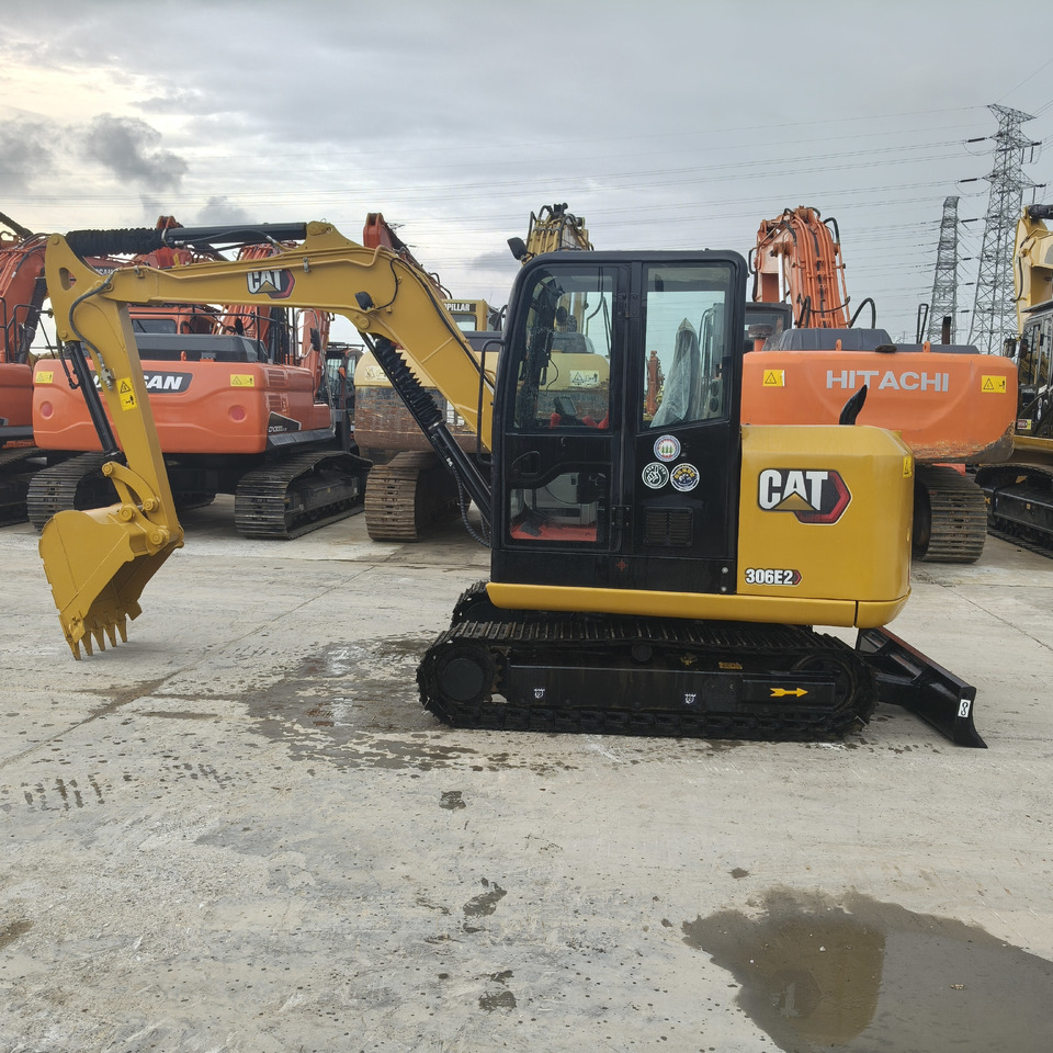 CATERPILLAR 306E - Mini pelle: photos 1 CATERPILLAR 306E - Mini pelle: photos 1