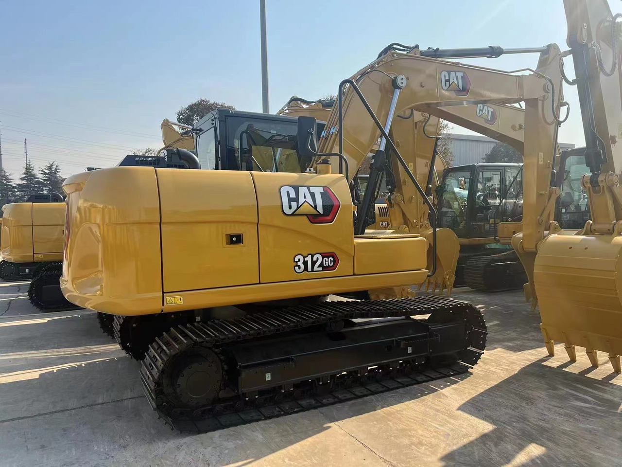 CATERPILLAR 312GC - Pelle sur chenille: photos 1 CATERPILLAR 312GC - Pelle sur chenille: photos 1