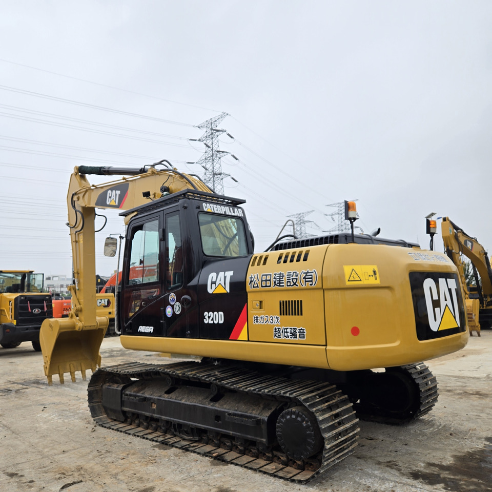 CATERPILLAR 320D - Pelle sur chenille: photos 2 CATERPILLAR 320D - Pelle sur chenille: photos 2