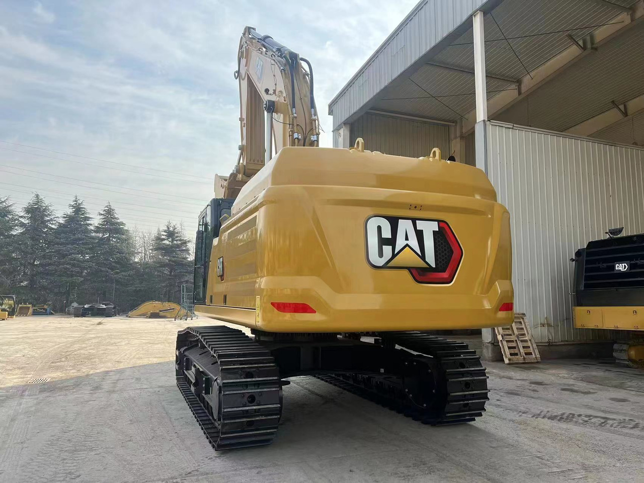 CATERPILLAR 352 - Pelle sur chenille: photos 2 CATERPILLAR 352 - Pelle sur chenille: photos 2