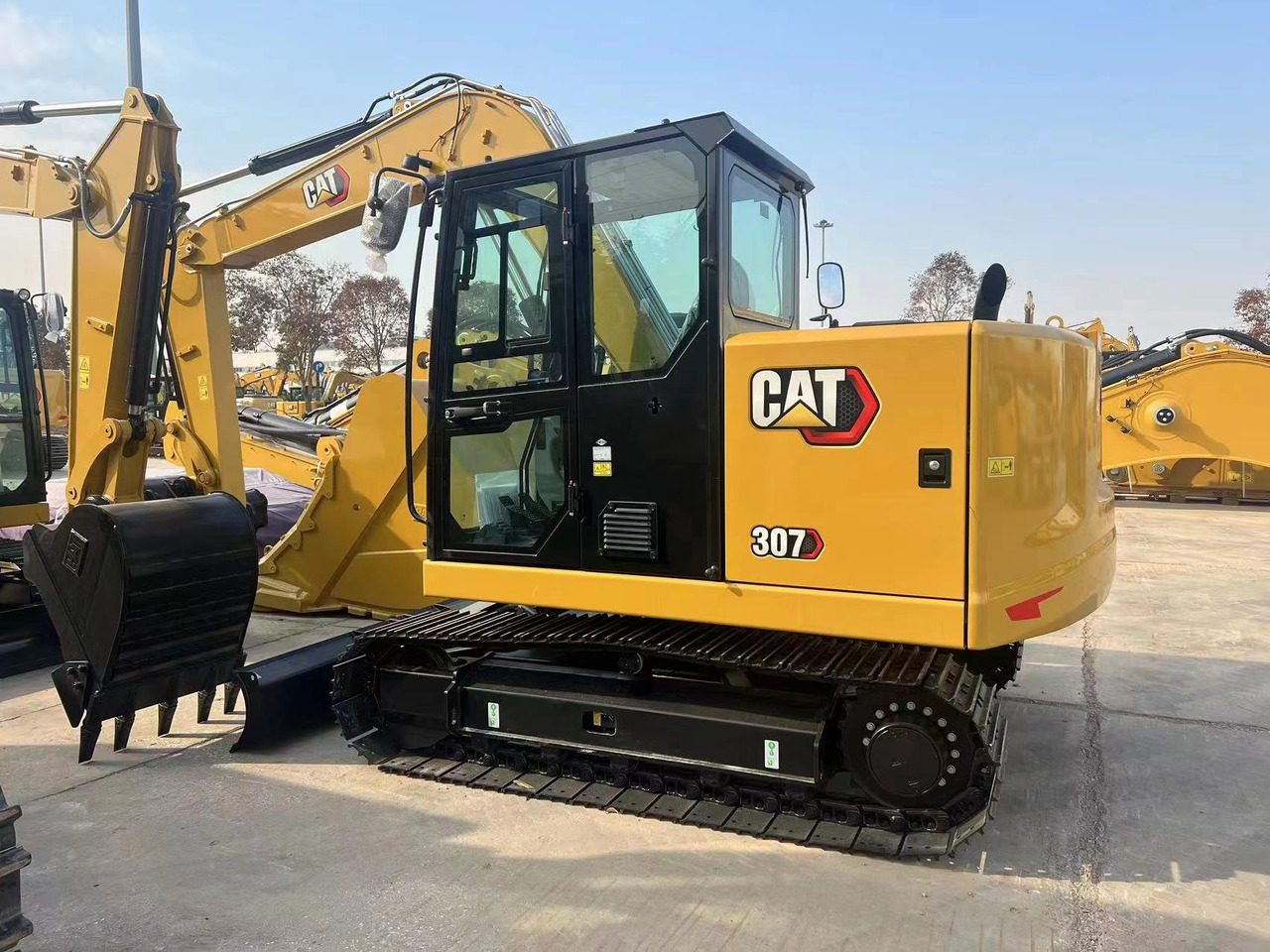 CATERPILLAR CAT307 - Mini pelle: photos 1 CATERPILLAR CAT307 - Mini pelle: photos 1