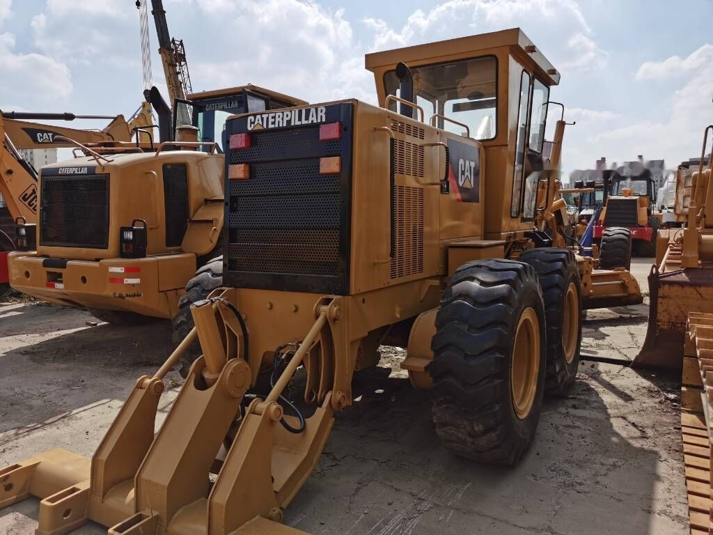 Caterpillar 120 H - Niveleuse: photos 5 Caterpillar 120 H - Niveleuse: photos 5