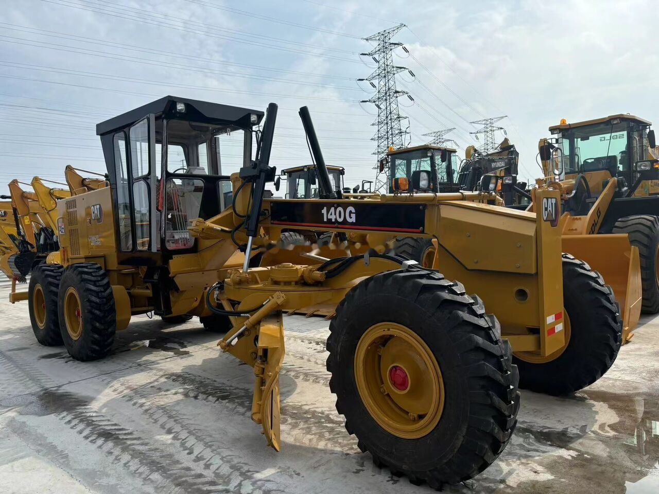 Caterpillar 140G - Niveleuse: photos 3 Caterpillar 140G - Niveleuse: photos 3