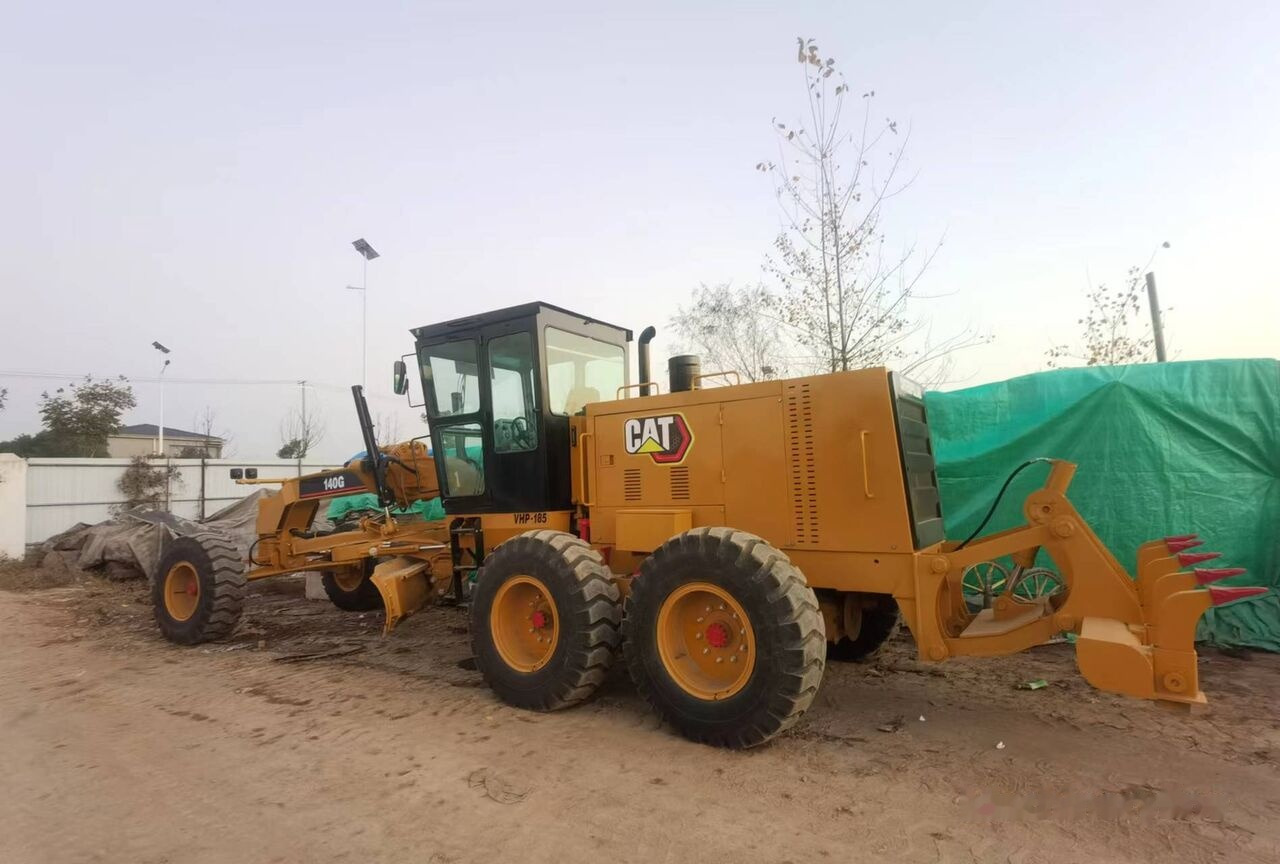Caterpillar 140G - Niveleuse: photos 5 Caterpillar 140G - Niveleuse: photos 5
