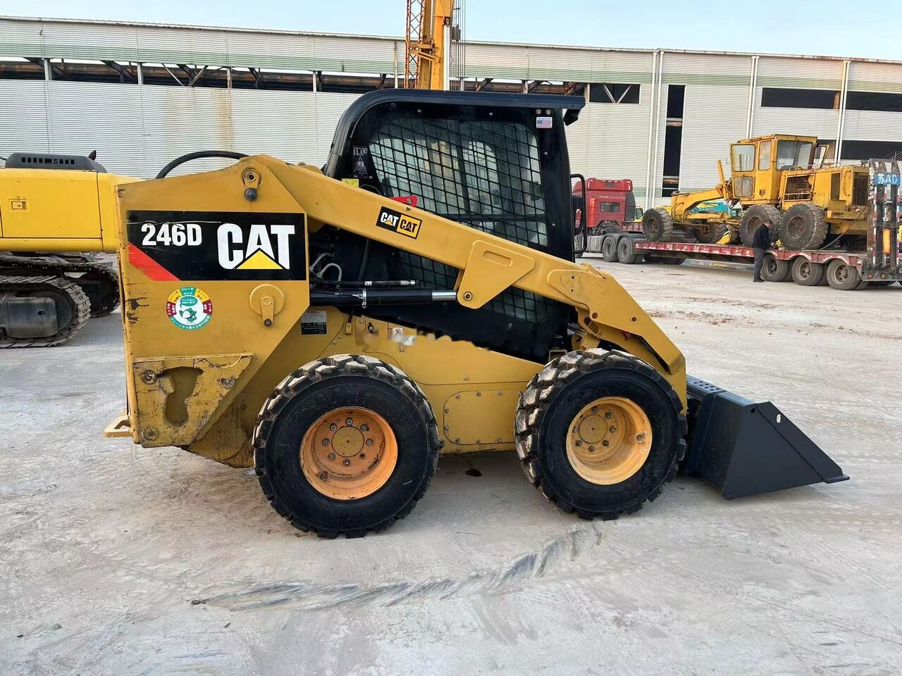 Mini chargeuse Caterpillar 246D: photos 8