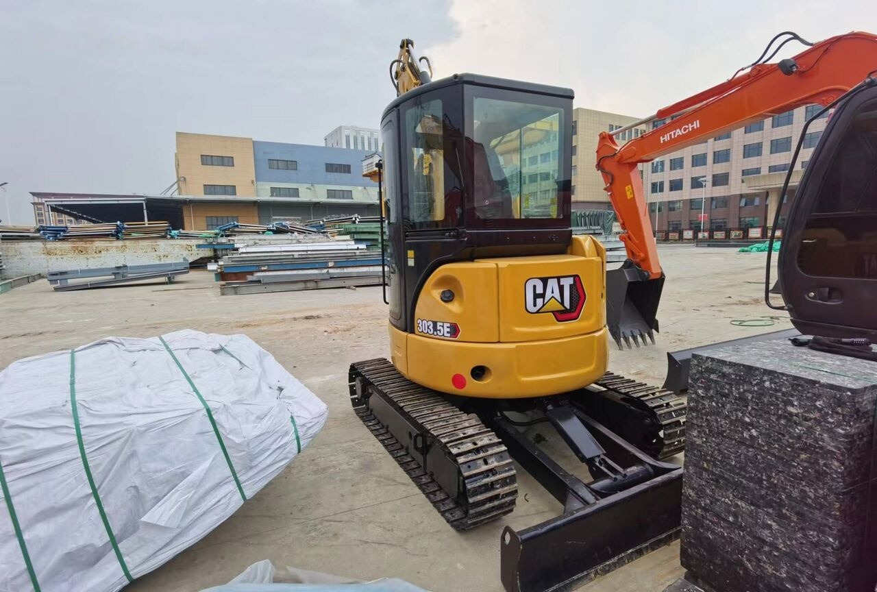 Caterpillar 303.5E - Mini pelle: photos 1 Caterpillar 303.5E - Mini pelle: photos 1
