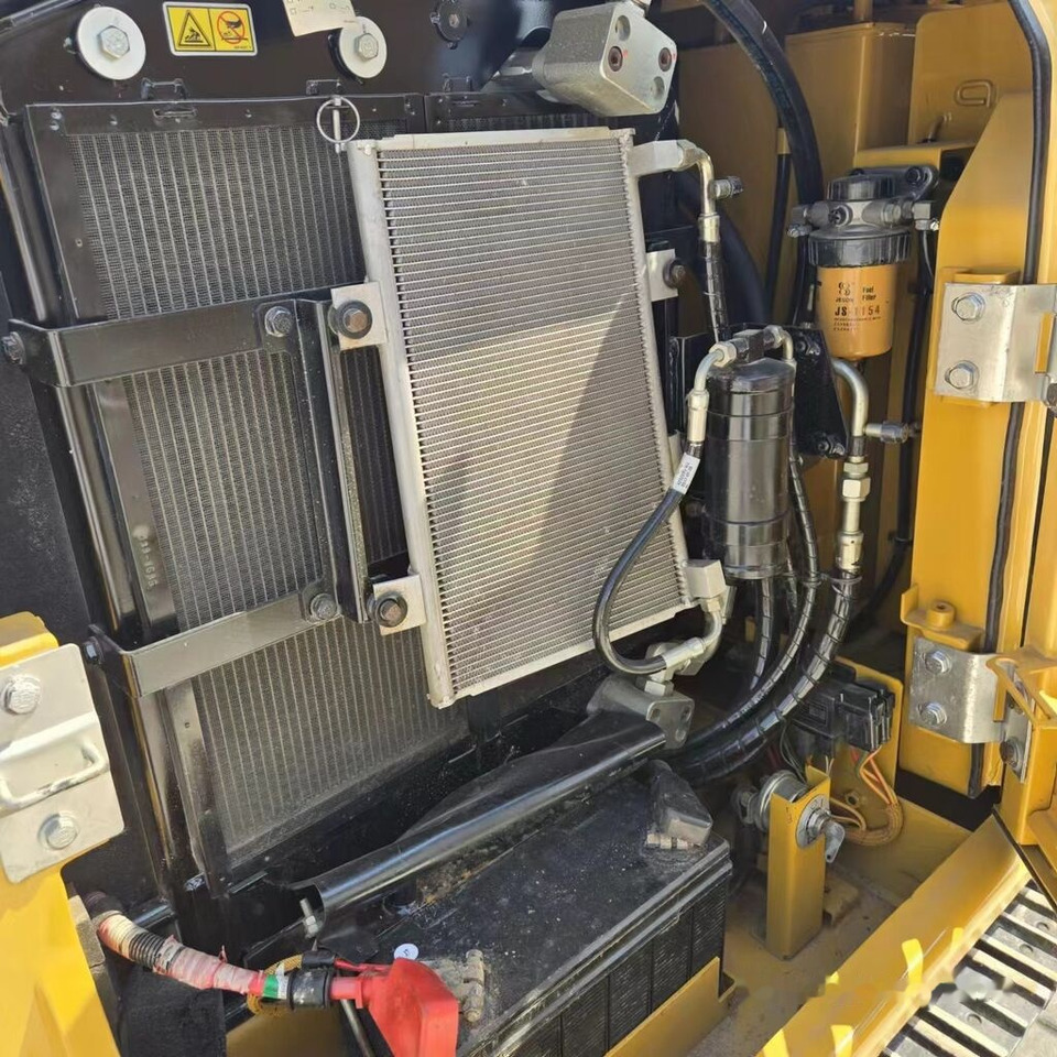 Caterpillar 305.5E2 - Mini pelle: photos 2 Caterpillar 305.5E2 - Mini pelle: photos 2