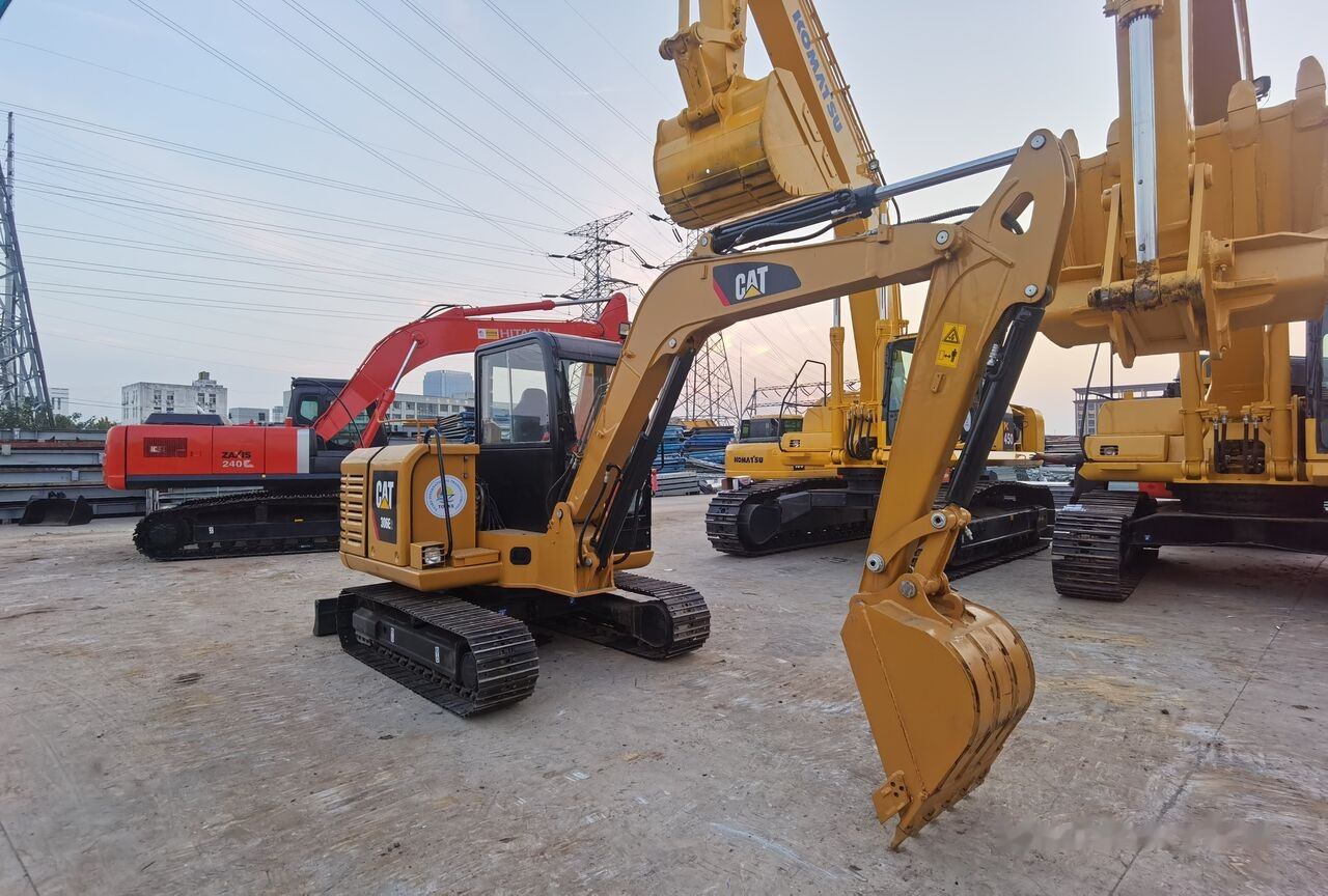 Caterpillar 306E2 - Mini pelle: photos 4 Caterpillar 306E2 - Mini pelle: photos 4