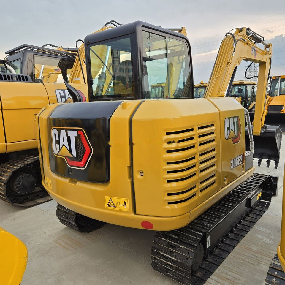 Caterpillar 306E2 - Mini pelle: photos 3 Caterpillar 306E2 - Mini pelle: photos 3