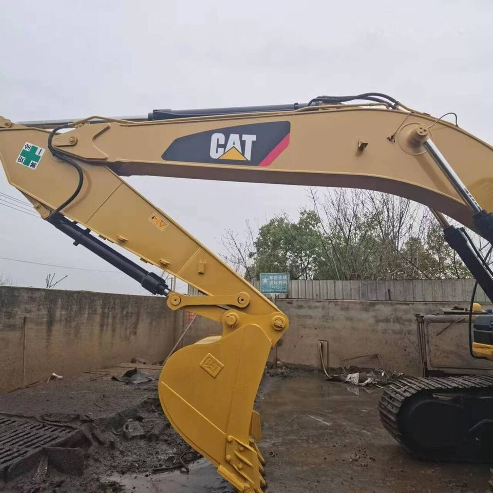 Caterpillar 320D - Pelle sur chenille: photos 1 Caterpillar 320D - Pelle sur chenille: photos 1