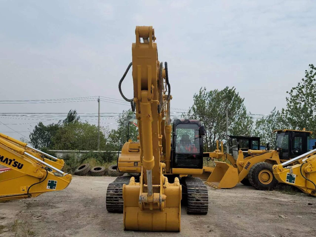 Caterpillar 325D - Pelle sur chenille: photos 2 Caterpillar 325D - Pelle sur chenille: photos 2