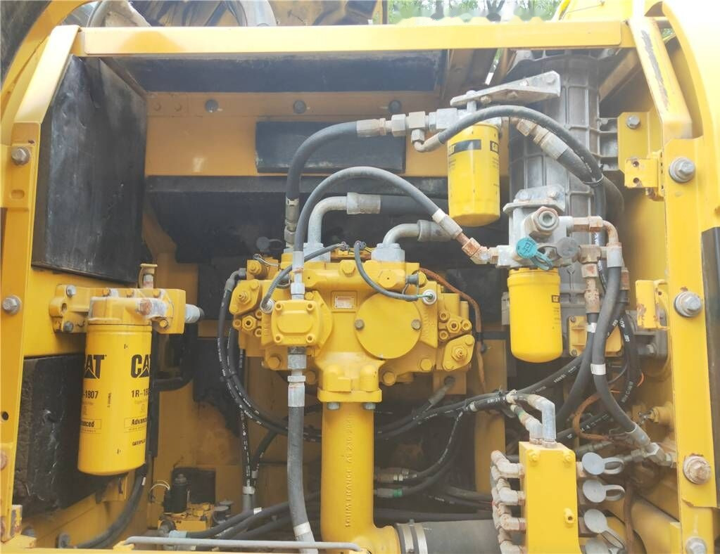 Caterpillar 329D - Pelle sur chenille: photos 2 Caterpillar 329D - Pelle sur chenille: photos 2