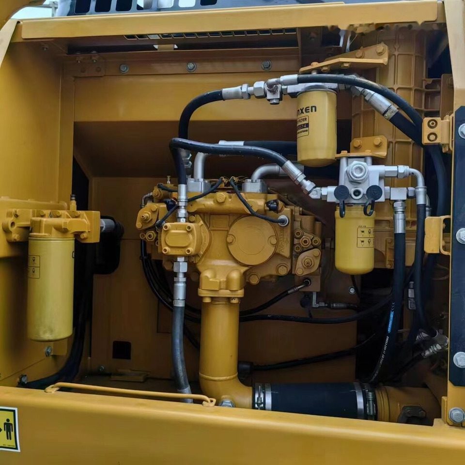 Caterpillar 330D2L - Pelle sur chenille: photos 1 Caterpillar 330D2L - Pelle sur chenille: photos 1