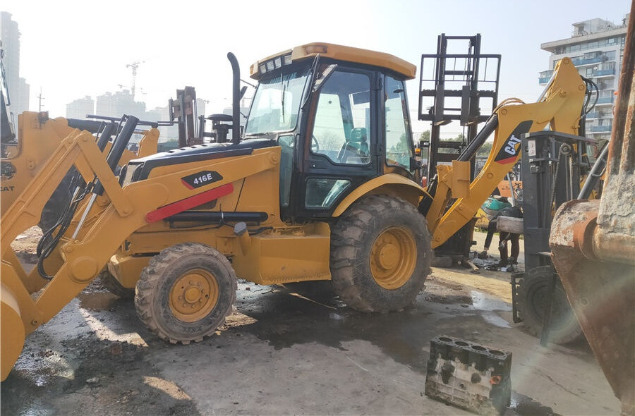 Caterpillar 416E - Tractopelle: photos 1 Caterpillar 416E - Tractopelle: photos 1