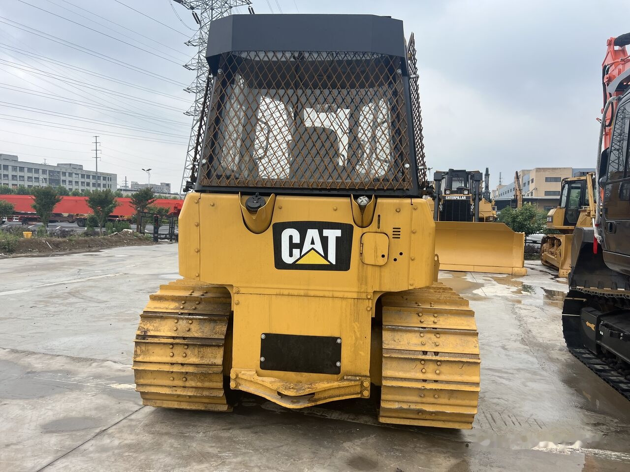 Caterpillar D5K - Bulldozer: photos 5 Caterpillar D5K - Bulldozer: photos 5