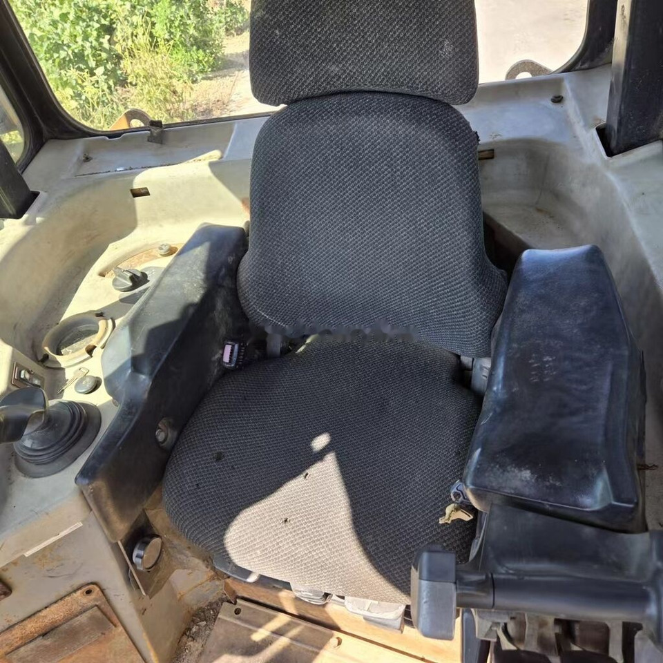 Caterpillar D6R - Bulldozer: photos 5 Caterpillar D6R - Bulldozer: photos 5