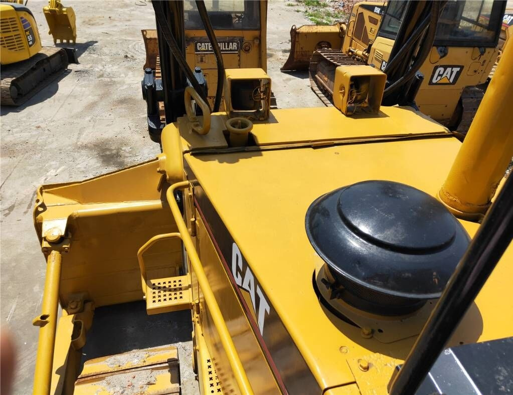 Caterpillar D7R - Bulldozer: photos 5 Caterpillar D7R - Bulldozer: photos 5
