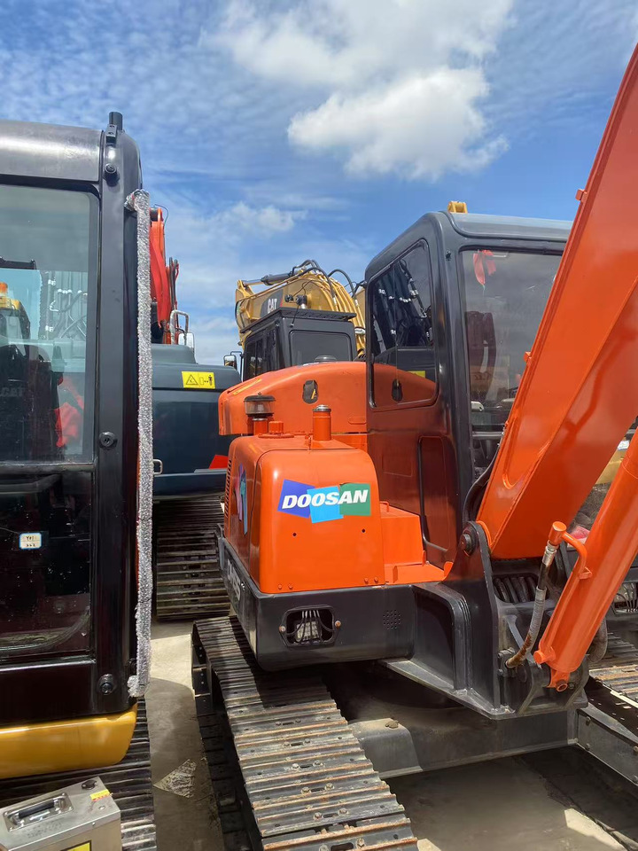 Doosan DH55 - Mini pelle: photos 2 Doosan DH55 - Mini pelle: photos 2