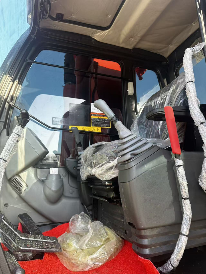 Pelle HITACHI ZX210: photos 9 Pelle HITACHI ZX210: photos 9