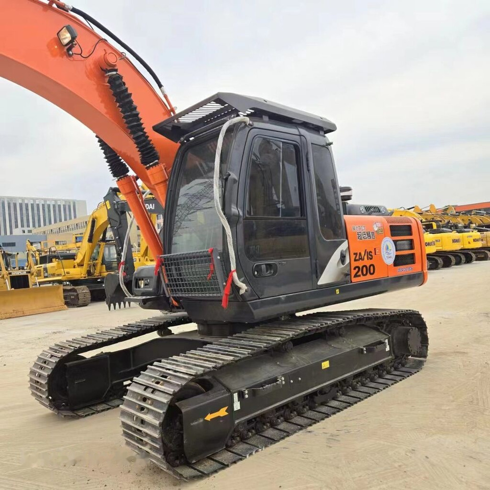 Hitachi ZX200 - Pelle sur chenille: photos 3 Hitachi ZX200 - Pelle sur chenille: photos 3