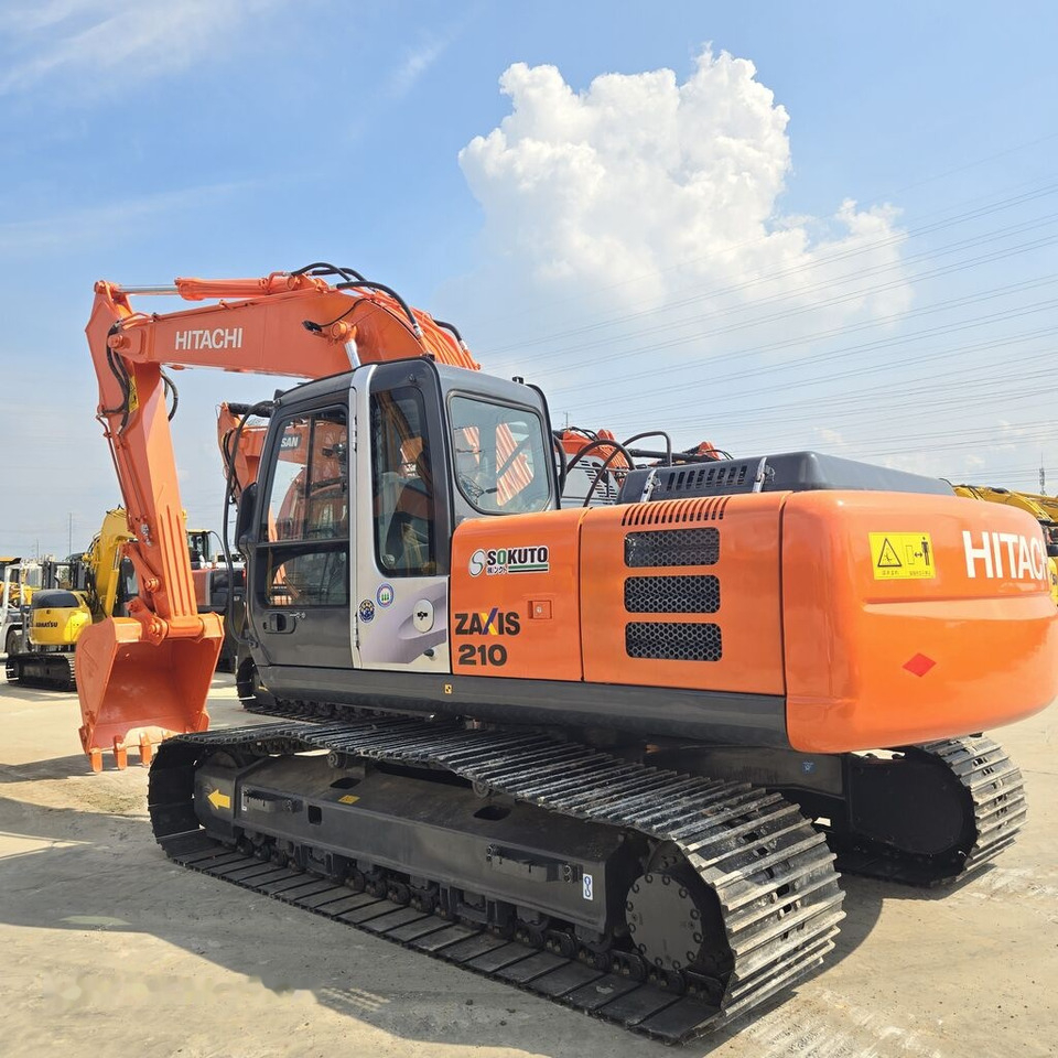 Hitachi ZX210 - Pelle sur chenille: photos 2 Hitachi ZX210 - Pelle sur chenille: photos 2