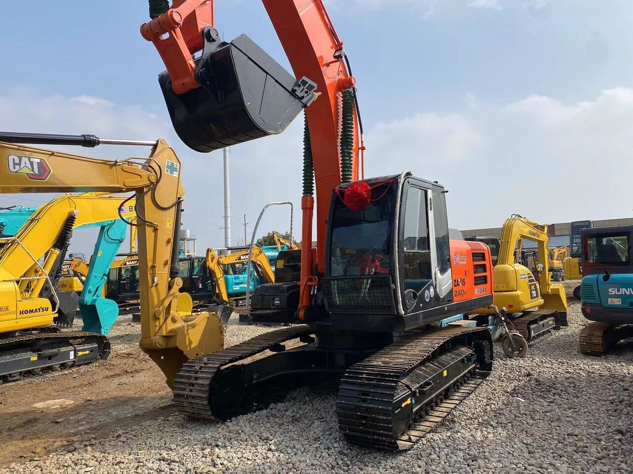 Crédit-bail Hitachi ZX240H Hitachi ZX240H: photos 6