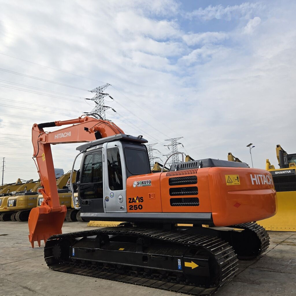 Hitachi ZX250 - Pelle sur chenille: photos 1 Hitachi ZX250 - Pelle sur chenille: photos 1