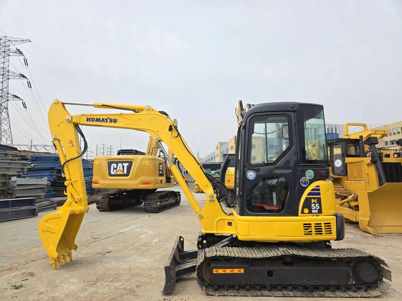 KOMATSU PC55MR - Mini pelle: photos 1 KOMATSU PC55MR - Mini pelle: photos 1