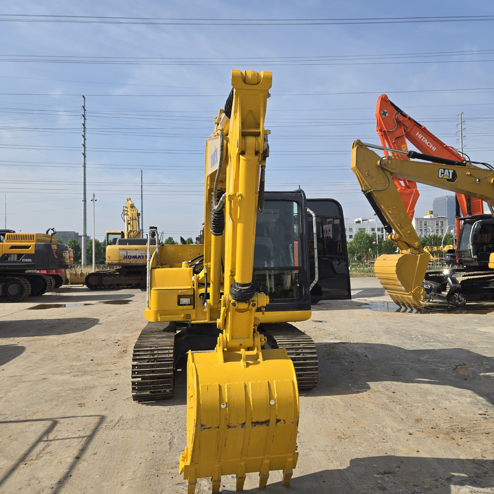 KOMATSU PC70-8 - Mini pelle: photos 2 KOMATSU PC70-8 - Mini pelle: photos 2