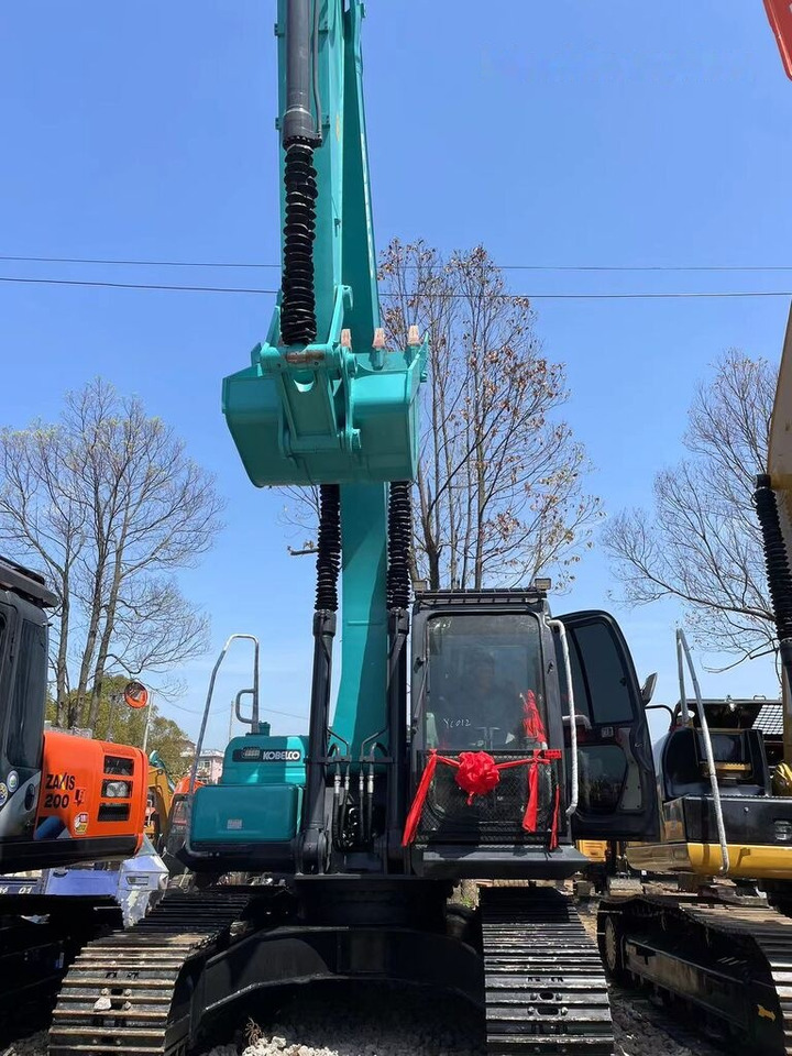 Kobelco SK200 - Pelle sur chenille: photos 2 Kobelco SK200 - Pelle sur chenille: photos 2