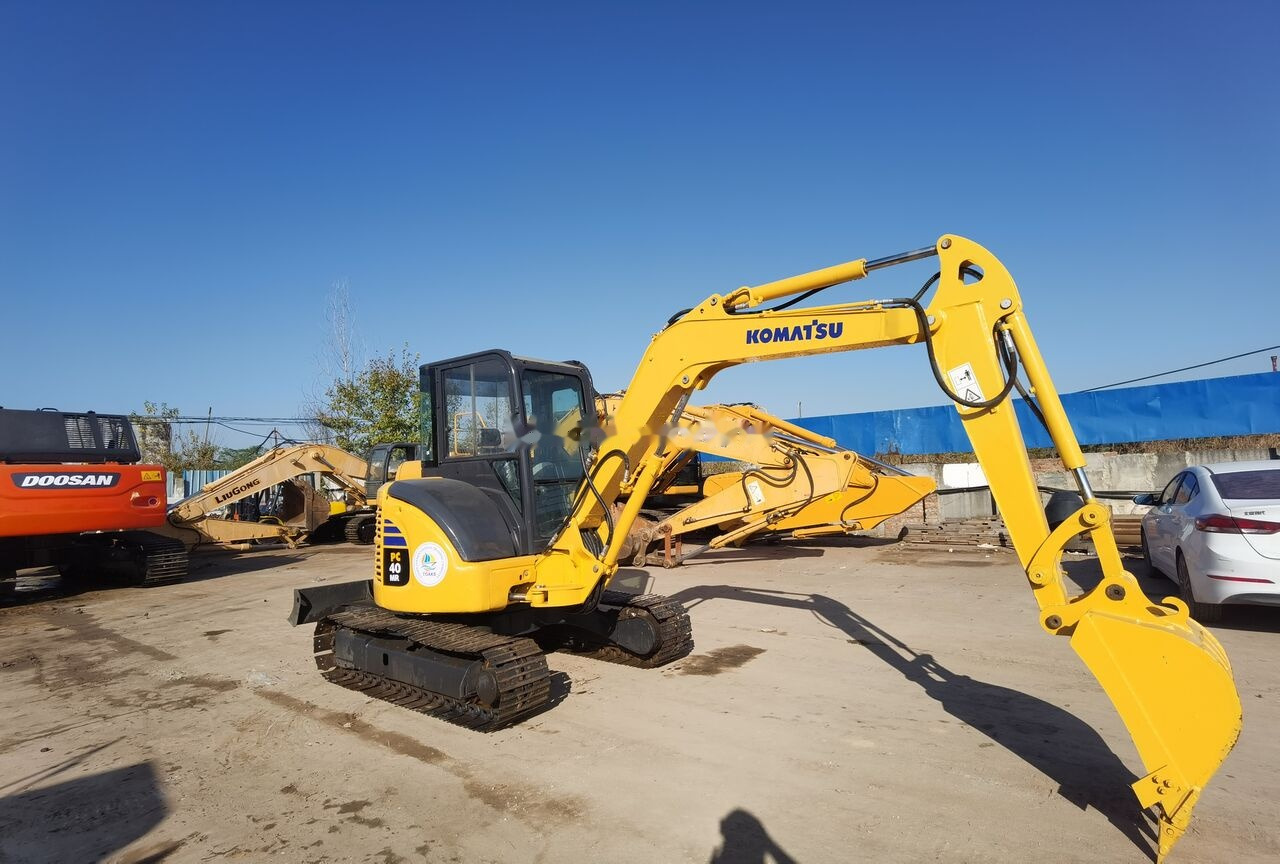Komatsu PC40 - Mini pelle: photos 2 Komatsu PC40 - Mini pelle: photos 2