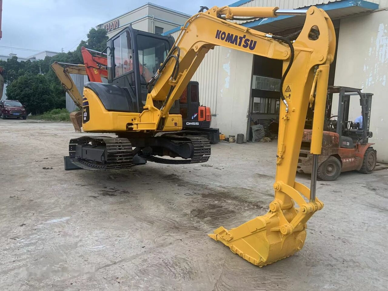 Komatsu PC40MR - Mini pelle: photos 5 Komatsu PC40MR - Mini pelle: photos 5