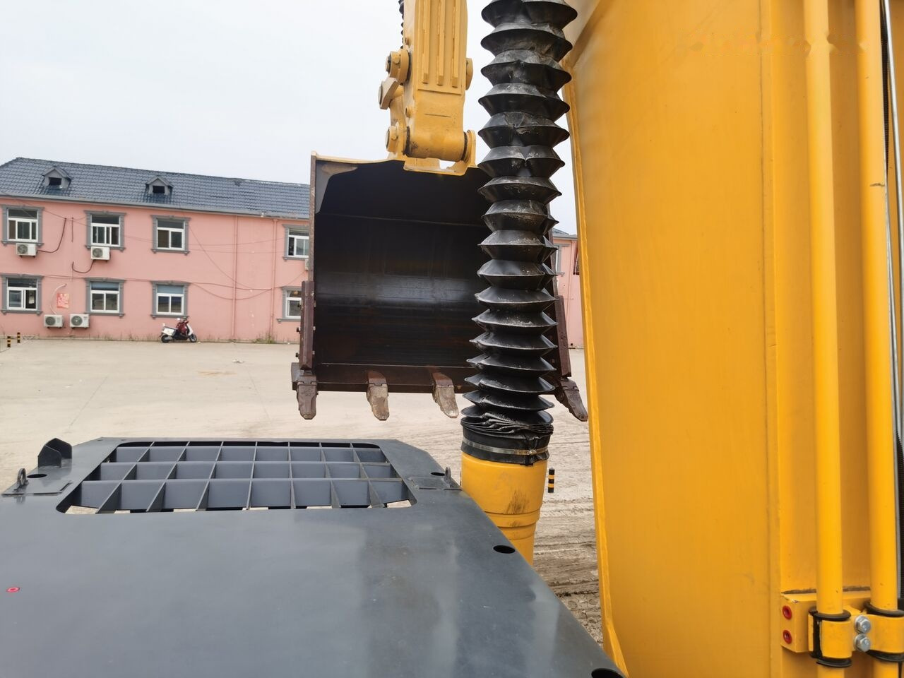 Komatsu PC450-8 - Pelle sur chenille: photos 5 Komatsu PC450-8 - Pelle sur chenille: photos 5