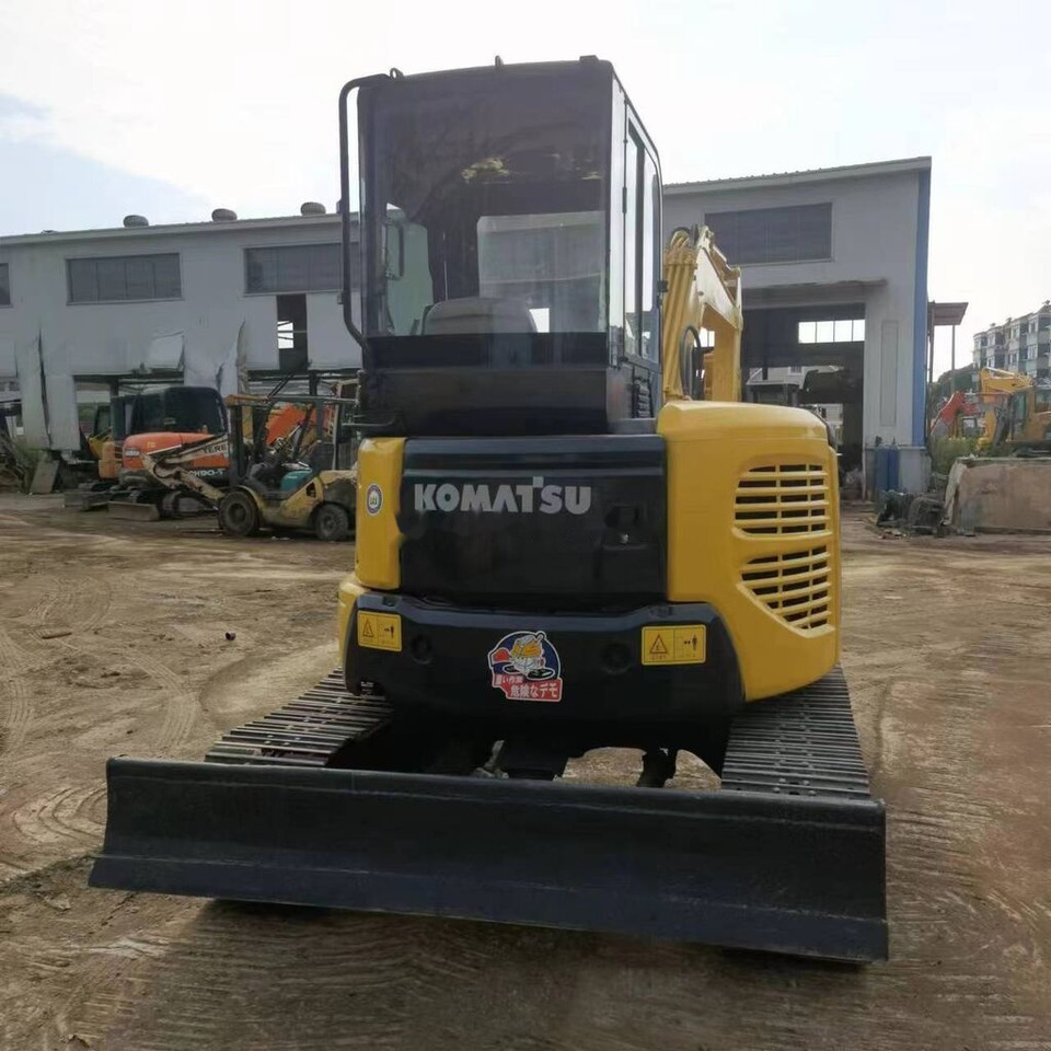 Komatsu PC50MR - Mini pelle: photos 3 Komatsu PC50MR - Mini pelle: photos 3