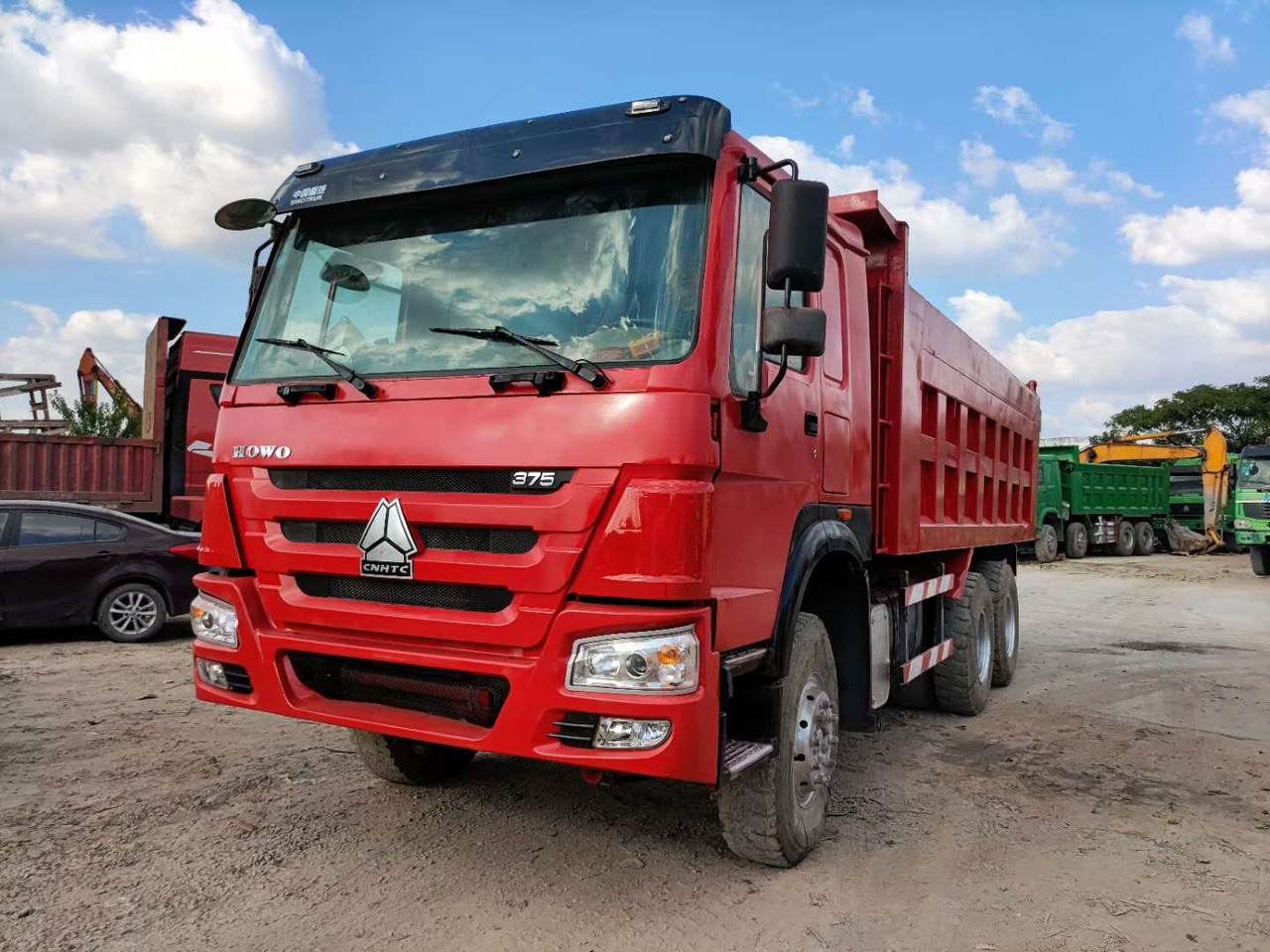 SINOTRUK HOWO 6x4 - Camion benne: photos 1 SINOTRUK HOWO 6x4 - Camion benne: photos 1
