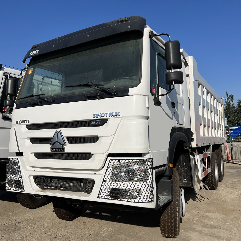 SINOTRUK HOWO - Camion benne: photos 3 SINOTRUK HOWO - Camion benne: photos 3