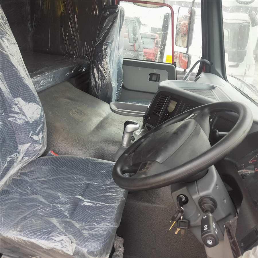 SINOTRUK HOWO - Camion benne: photos 4 SINOTRUK HOWO - Camion benne: photos 4