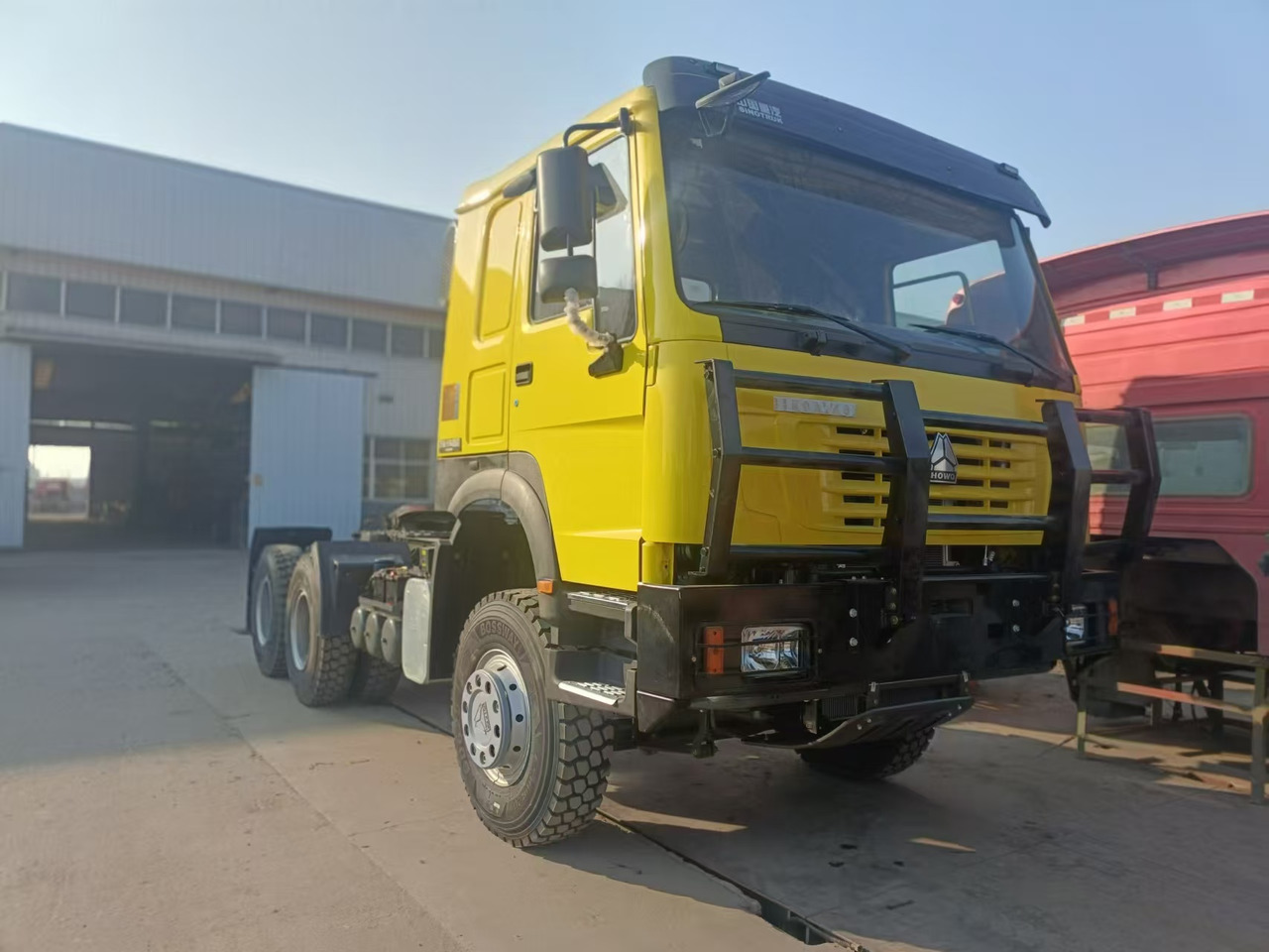 SINOTRUK HOWO - Tracteur routier: photos 1 SINOTRUK HOWO - Tracteur routier: photos 1