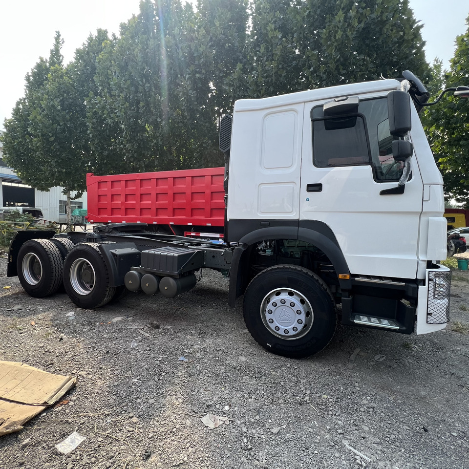 SINOTRUK HOWO tralier head - Tracteur routier: photos 1 SINOTRUK HOWO tralier head - Tracteur routier: photos 1