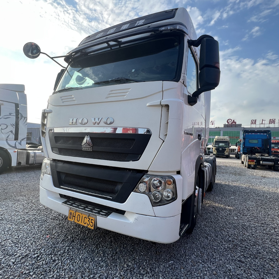 SINOTRUK T7H 480hp - Tracteur routier: photos 1 SINOTRUK T7H 480hp - Tracteur routier: photos 1