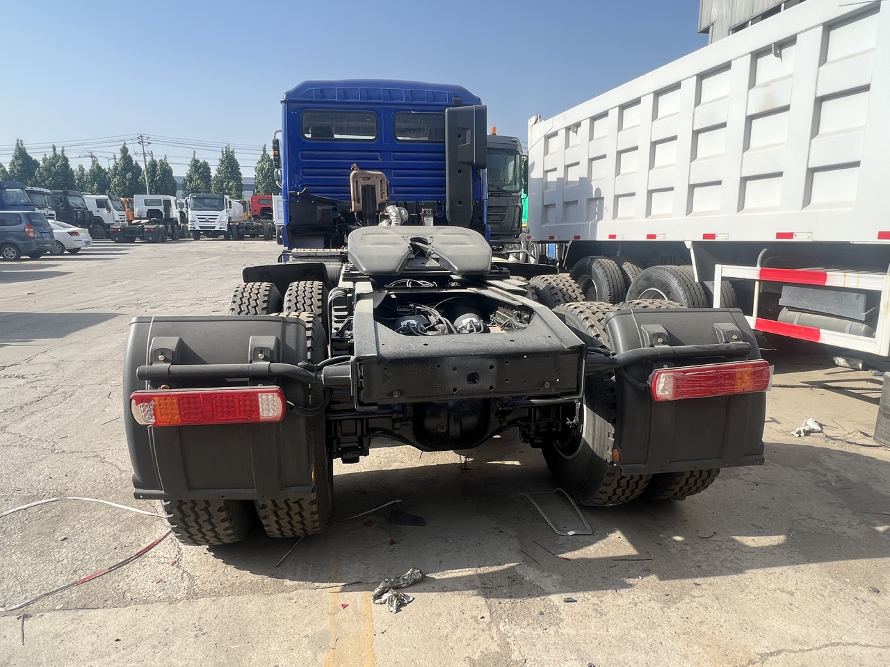 Tracteur routier Shacman F3000: photos 6