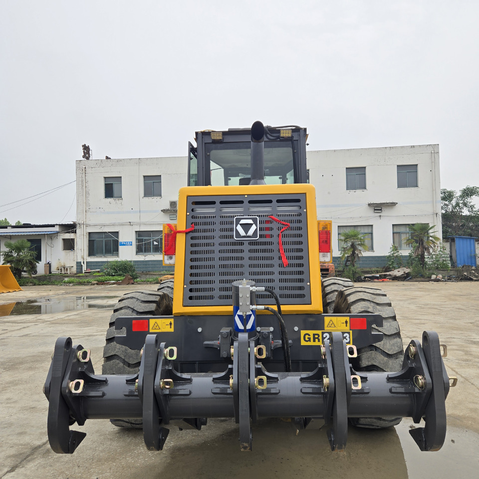 XCMG GR2153 - Niveleuse: photos 5 XCMG GR2153 - Niveleuse: photos 5