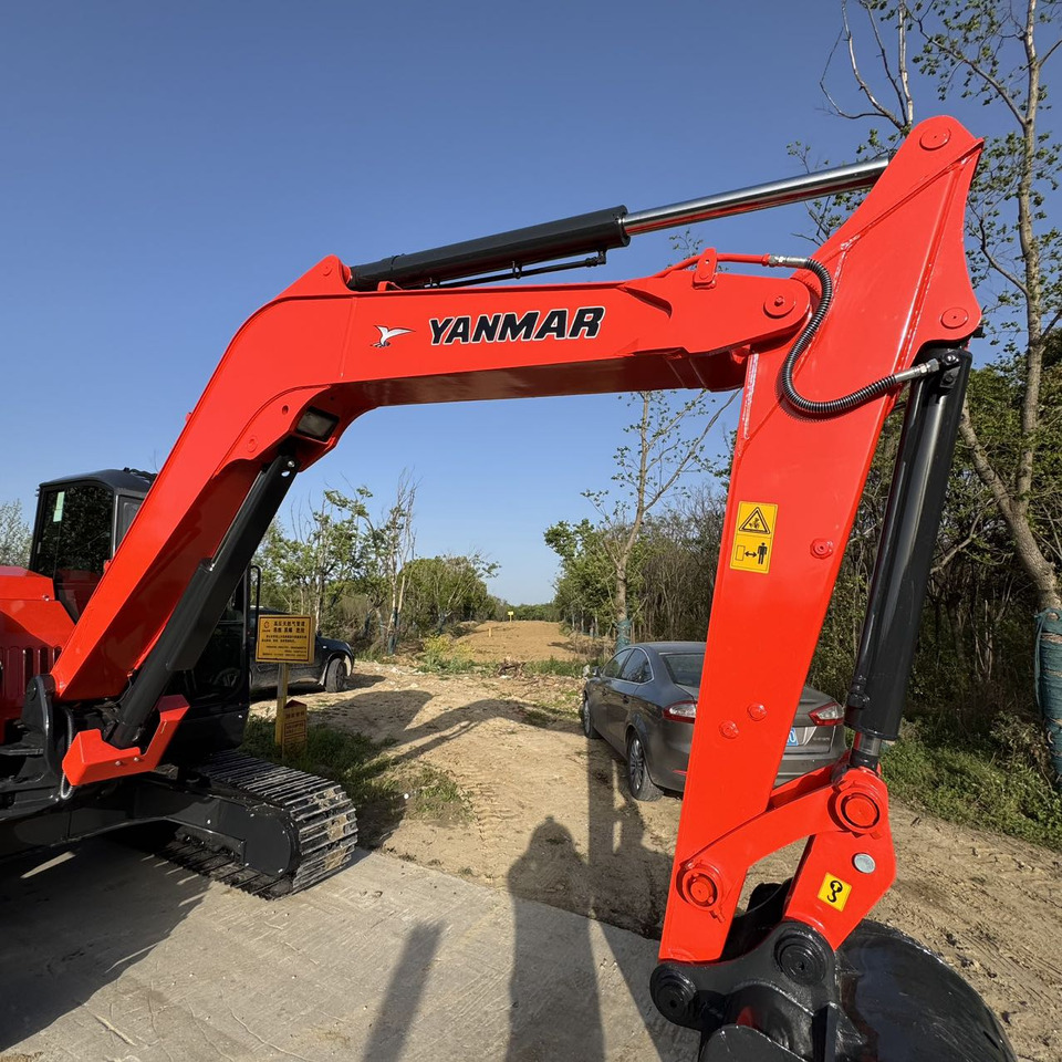 YANMAR Vio80 - Mini pelle: photos 4 YANMAR Vio80 - Mini pelle: photos 4
